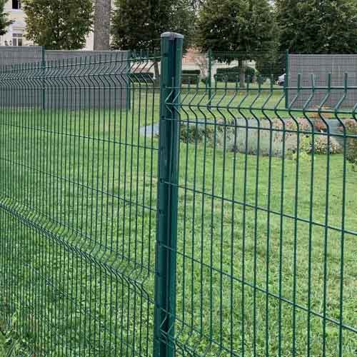Heavy duty factory cost 3d curvy zinc coated welded wire mesh fencing house safety use 3d v fold wire mesh fence